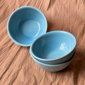 Tazón de servir de cerámica de gres de alta temperatura Daily Bliss Tribal Culture, apto para microondas, hecho a mano para una presentación elegante en la mesa - Product Image 1