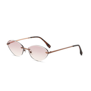 Lunettes de soleil ovales sans monture HRD Y2K avec protection UV400, durables, légères et confortables pour femmes - Product Image 3