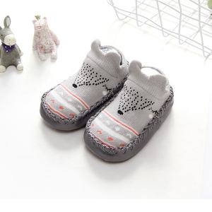 Vente en gros de chaussures en forme de <span class=keywords><strong>renard</strong></span> 3D, chaussettes antidérapantes pour bébé et enfant en bas âge, chaussettes confortables - Product Image 5
