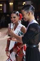 Vestido de Baile Latino Vennystyle, Personalizado con Pedrería Floral, Rojo, de una Pieza, Spandex/Algodón, Hecho a Medida para Competencia y Actuación de Salón
