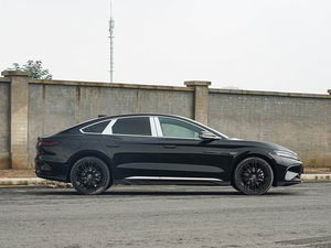 <span class=keywords><strong>BYD</strong></span> <span class=keywords><strong>Han</strong></span> DM-i 2025 Smart Drive 245KM Édition Luxe Premium - Product Image 6