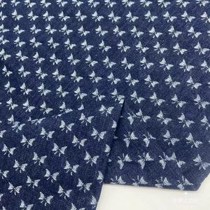 Áo khoác mùa thu đông chất liệu denim thủ công, có sẵn, vải denim jacquard thêu nơ của nhà sản xuất, vải denim đã qua xử lý, cổ đứng, bán buôn - Product Image 6