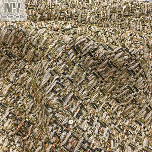Nanyee Textile Tweed Lurex Métallique <span class=keywords><strong>Hologramme</strong></span> Or Style CC Haut De Gamme Avec Paillettes Pour <span class=keywords><strong>Veste</strong></span>/Manteau AW - Product Image 1