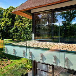 환상적인 새로운 계단 난간 디자인 얼굴 장착 스테인레스 스틸 스탠드 오프 강화 유리 발코니 난간 판매 - Product Image 4