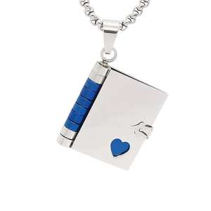 Collar con Medallón de Libro Wiccano Personalizado 2026, Joyería de Acero Inoxidable Plateado con Hechizo de Amor para Mujer - Product Image 5