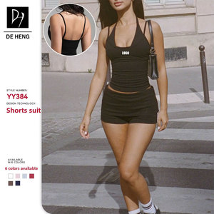 <span class=keywords><strong>Set</strong></span> Yoga Personalizzato con Top a Fascia e Spalline, Pantaloncini con Vita Pieghevole, Completo Sportivo da Donna con Elastico in Vita per Palestra e Allenamento - Product Image 1