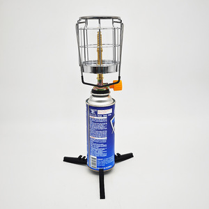 Lanterne à gaz de camping 9x9x17cm avec protection métallique et abat-jour en verre pour éclairage extérieur - Product Image 3