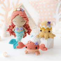 Vente en gros de mini-poupées sirènes amigurumi en coton PP, jouets en peluche, poupées sirènes miniatures en crochet faites à la main sur mesure