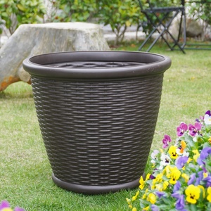 Manufacturer Lightweight Brown Flower Pot PE 12 16 20 inch Plastic Big Large Outdoor Wicker Planters For Plant