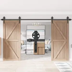 Porte de grange coulissante avec kit de quincaillerie Style américain suspendu porte de grange coulissante moderne pour la conception de porte en bois