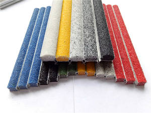 Antideslizante resistente al desgaste Walking Step Nosing Perfil de aluminio Carborundum Insert <span class=keywords><strong>Satir</strong></span> Nosing - Product Image 1