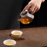 Vente en gros d'usine, mini service à thé en verre borosilicate de 260 ml, design classique, théière à filtre unique pour le bureau