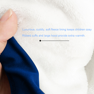 Fermeture à glissière avant imperméable après la natation Onesie Hoddied maillot de bain avec doublure en polaire pour garder les petits au chaud après les cours de natation - Product Image 5