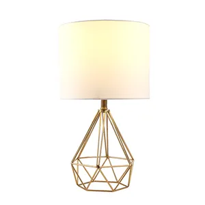 LED真鍮ゴールドテーブルランプ北欧モダン高級装飾寝室