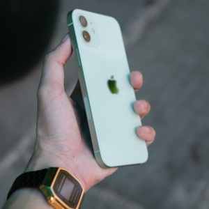 Venta al Por Mayor de Teléfonos Originales de Segunda Mano en Buen Estado, Desbloqueados 5G LTE, Versiones 6, <span class=keywords><strong>7</strong></span>, 7p, 8, 8p, X, XS Max, 11, 12, 13 Pro Max, Versión EE. UU. - Product Image 5