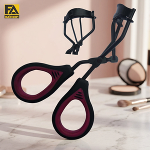 Pince à épiler incurvée pour sourcils, manche confortable en plastique, style moderne, prix de gros, pince à épiler pour soins de beauté - Product Image 2
