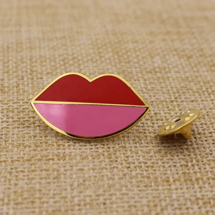 High Quality Hard Enamel Gold Badge Cheap No Minimum Quantity Red Lip Lapel Pin for Lady