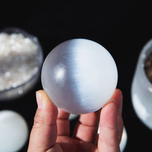 Nueva Esfera <span class=keywords><strong>de</strong></span> Selenita Pulida, Cristales Naturales, Piedras Curativas, Esfera <span class=keywords><strong>de</strong></span> Diferentes Tamaños para Colección, Joyería Ying Lai - Product Image 5