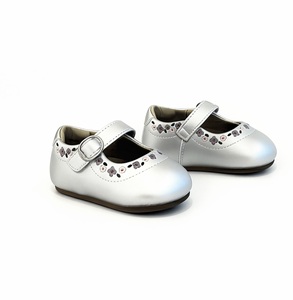 <span class=keywords><strong>Scarpe</strong></span> Mary Jane per Neonati e Bambine con Suola Morbida Antiscivolo, Chiusura a Strappo, Motivo Floreale Ricamato, Decorazione Carina per Abiti Eleganti - Product Image 5