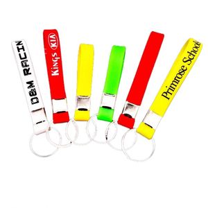 พวงกุญแจซิลิโคนราคาถูก พิมพ์ลายเว้าแบบกำหนดเองได้ พร้อมโลโก้ส่วนตัว - Product Image 1