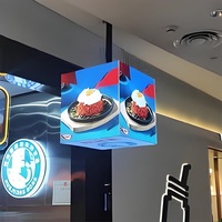 Affichage publicitaire numérique LED en cube P2.5 pour intérieur, affichage LED à matrice de points multi-faces verticale pour les magasins de marques, les stands d'exposition