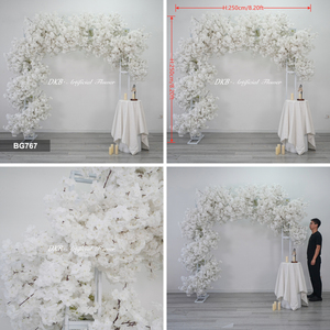 Arrangements de fleurs de cerisier artificielles en soie faits à la main pour les présentoirs des centres commerciaux, les décors de mariage, les scènes et la décoration florale de table - Product Image 2