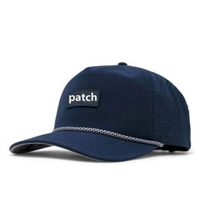 Casquette de baseball en caoutchouc PVC à 5 panneaux de haute qualité, imperméable, avec logo découpé au laser et trous perforés, avec cordon - Product Image 1