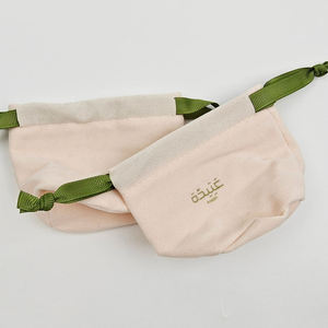 Pochette à bijoux en velours de coton imprimée à l'écran avec logo personnalisé, sac cadeau luxueux et doux pour cosmétiques, bougies, emballage INFFY modèle 10 - Product Image 4