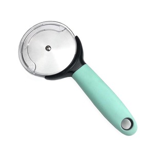 Cortador de pizza multifuncional de acero inoxidable con cubierta protectora, herramienta de cocina con mango de plástico, para pizza - Product Image 4