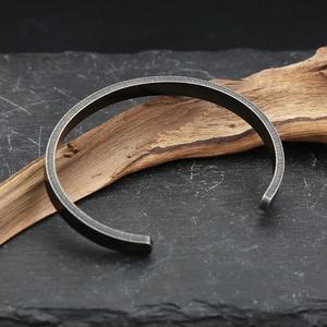 Bracelet ajustable en acier inoxydable Yunnique Viking, minimaliste, pour homme, solide, durable, rétro, bijoux vintage de haute qualité - Product Image 4