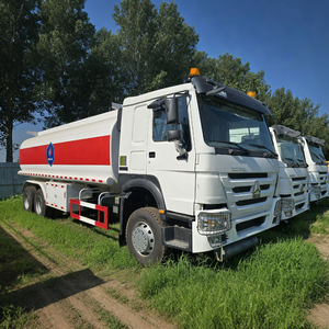 Semirremolque Cisterna de Agua Fengniao 6x4, Camión de Transporte de GNL, Capacidad de 15001-30000L, Motor de 351-450hp, Transmisión Manual, Carga de 31-40T - Product Image 2