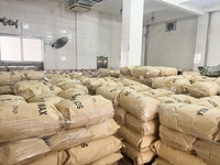 Cire de soja en gros et en vrac, échantillon gratuit, fabricant, prix bas, cire de soja naturelle 100% en flocons