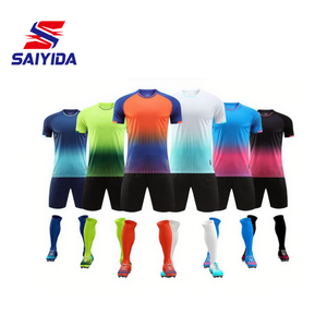 Traje de camiseta de fútbol de poliéster 100% para hombre, ropa de fútbol al por mayor - Product Image 1