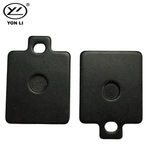 Pastiglie Freno YONGLI Senza Amianto Sinterizzate/Ceramiche/Semi-Metalliche Modello F043 per <span class=keywords><strong>PIAGGIO</strong></span> <span class=keywords><strong>MP3</strong></span> 250 CPI GTR 150 LX 50 con Garanzia di 1 Anno - Product Image 6