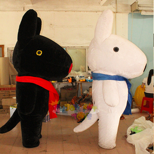 Disfraz <span class=keywords><strong>de</strong></span> Mascota <span class=keywords><strong>de</strong></span> Perro Inflable Extra Grande, <span class=keywords><strong>de</strong></span> Felpa Blanca y Negra, para Adultos Unisex, para Todos los Eventos y Actuaciones Interactivas - Product Image 3