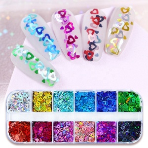 Logo gratuito 12 griglie/scatola Cut-out <span class=keywords><strong>cuore</strong></span> <span class=keywords><strong>Glitter</strong></span> Laser <span class=keywords><strong>cuore</strong></span> paillettes per unghie di san valentino - Product Image 3