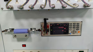 Ligne de montage de batterie cylindrique Li Ion tout en un 18650 21700 pour école de laboratoire - Product Image 3