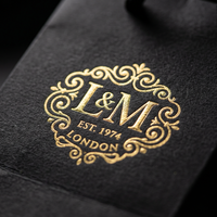 Sac de courses en papier noir aseptique écologique personnalisé de luxe avec logo en feuille d'or pour la promotion et l'emballage en supermarché