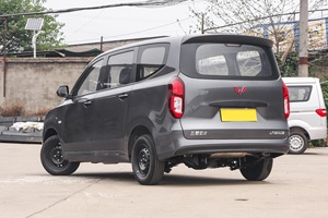 Vendita calda Wuling Mini Bus Hongguang S 1.5L 99ps 6 marce manuale 7 posti a buon mercato per autovetture <span class=keywords><strong>auto</strong></span> a benzina <span class=keywords><strong>auto</strong></span> <span class=keywords><strong>usate</strong></span> in vendita - Product Image 6