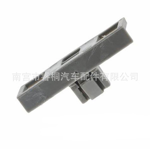 Clip de Fijación de Plástico para Panel de Faldón Lateral Shuangxuan Cadillac Seville Hummer 25648693, Sujetador Automotriz - Product Image 3