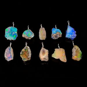 จี้โอปอลเอธิโอเปีย สร้อยคอพลอยดิบธรรมชาติ ตัวเรือนเงิน ประดับเพชรพลอยหลากสี เครื่องประดับผู้หญิง สวมใส่ได้ทุกวัน - Product Image 4