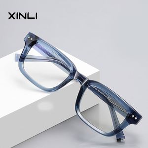 Gafas XINLI con Filtro de Luz Azul para Hombre, Modelo 2189, Estilo Ejecutivo, Montura Completa con Patrón Geométrico, Forma Cuadrada Pequeña, para Uso Diario - Product Image 1