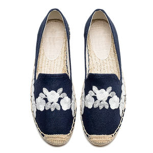 Mocassins en lin respirant pour femmes avec broderie florale, chaussures décontractées à enfiler pour le quotidien, les trajets et les vacances, chaussures pour femmes - Product Image 6