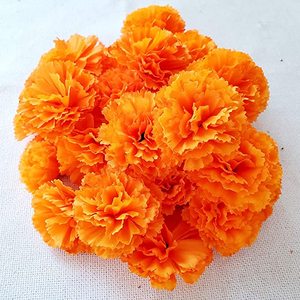 Flores artificiales de caléndula para el día de la madre de clavel de seda barato en capullos a granel para Decoración - Product Image 1