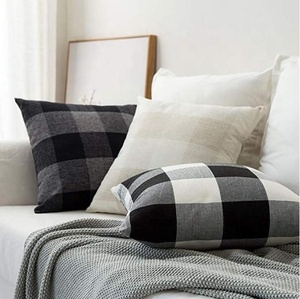 Fodere per cuscini decorativi a quadri stile rustico bianco e nero 18x18 pollici, motivo Buffalo Check Plaid - Product Image 2