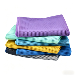 Serviette rafraîchissante instantanée en microfibre à séchage rapide avec logo personnalisé pour la gym, le yoga, la course à pied, les sports, le cou et le visage - Product Image 1