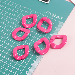 Hebilla de joyería de alta calidad 40x33mm de ABS brillante pintado con pintura acrílica, anillo abierto para accesorios DIY y cadenas de ropa - Product Image 1