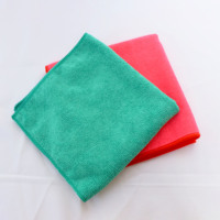 Blaues Mikrofaser-Autopflegetuch 300 GSM 40x40cm ODM OEM Bestseller Autodetailing-Produkte