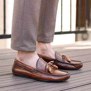 Chaussures Oxford pour hommes en cuir véritable, faites à la main, de haute qualité, à bout carré, pour les mariages italiens formels, adaptées aux hommes. - Product Image 2