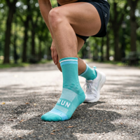Chaussettes de course personnalisées en gros avec logo, respirantes en maille, pour hommes et femmes, chaussettes de marathon professionnelles